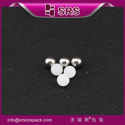 Διαφορετικό μέγεθος κατασκευασμένο από γυάλινη σφαίρα